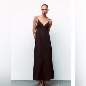 Zara Voluminous Size M  Midi Dark Eggplant V Nec, NWT❣️